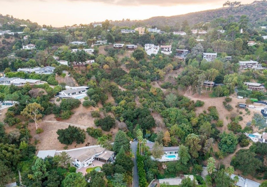 3544 Multiview Drive Los Angeles, CA 90068 - Photo 9 of 13