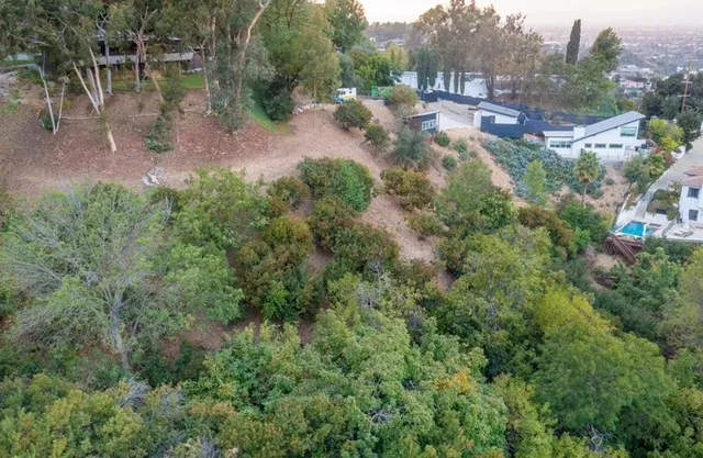 $6,295,000 | 3544 Multiview Drive, Los Angeles, CA 90068