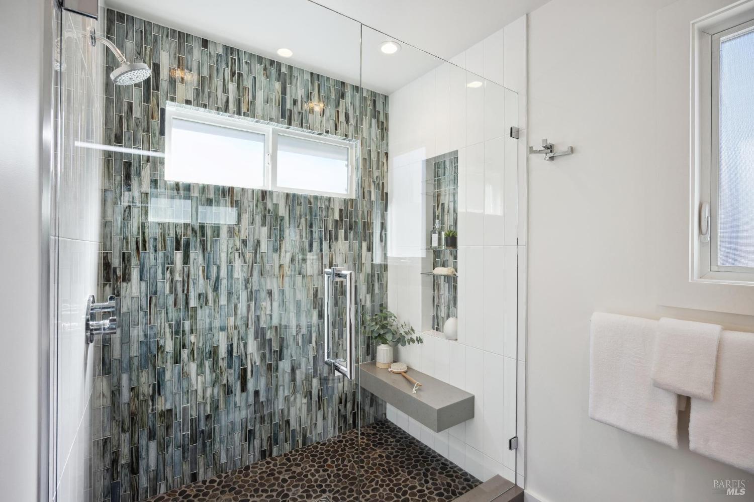 28 Jewell Street San Rafael, CA 94901 - Photo 8 of 16 Gallery Image 8