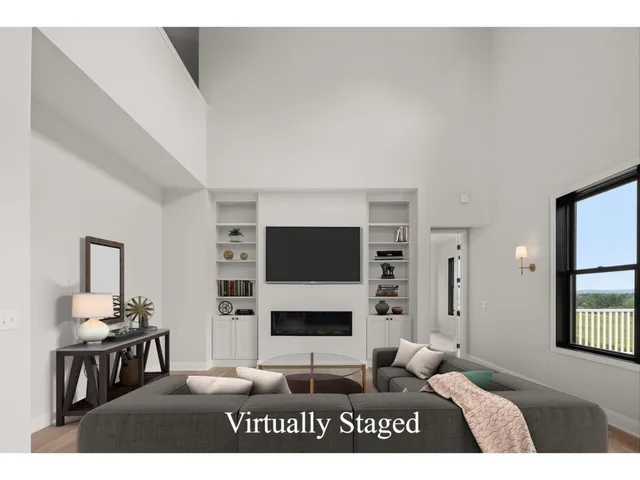 $1,185,000 | 160 Mabel Way, South Burlington, VT 05403