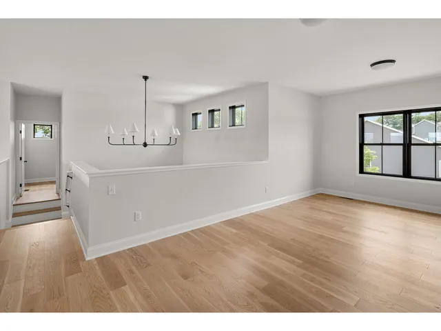 $1,185,000 | 160 Mabel Way, South Burlington, VT 05403