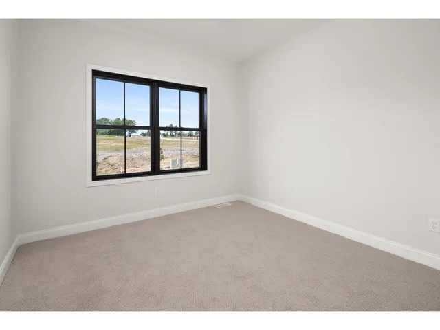 $1,185,000 | 160 Mabel Way, South Burlington, VT 05403