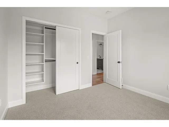 $1,185,000 | 160 Mabel Way, South Burlington, VT 05403