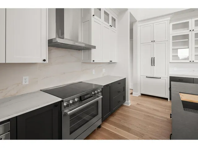 $1,185,000 | 160 Mabel Way, South Burlington, VT 05403