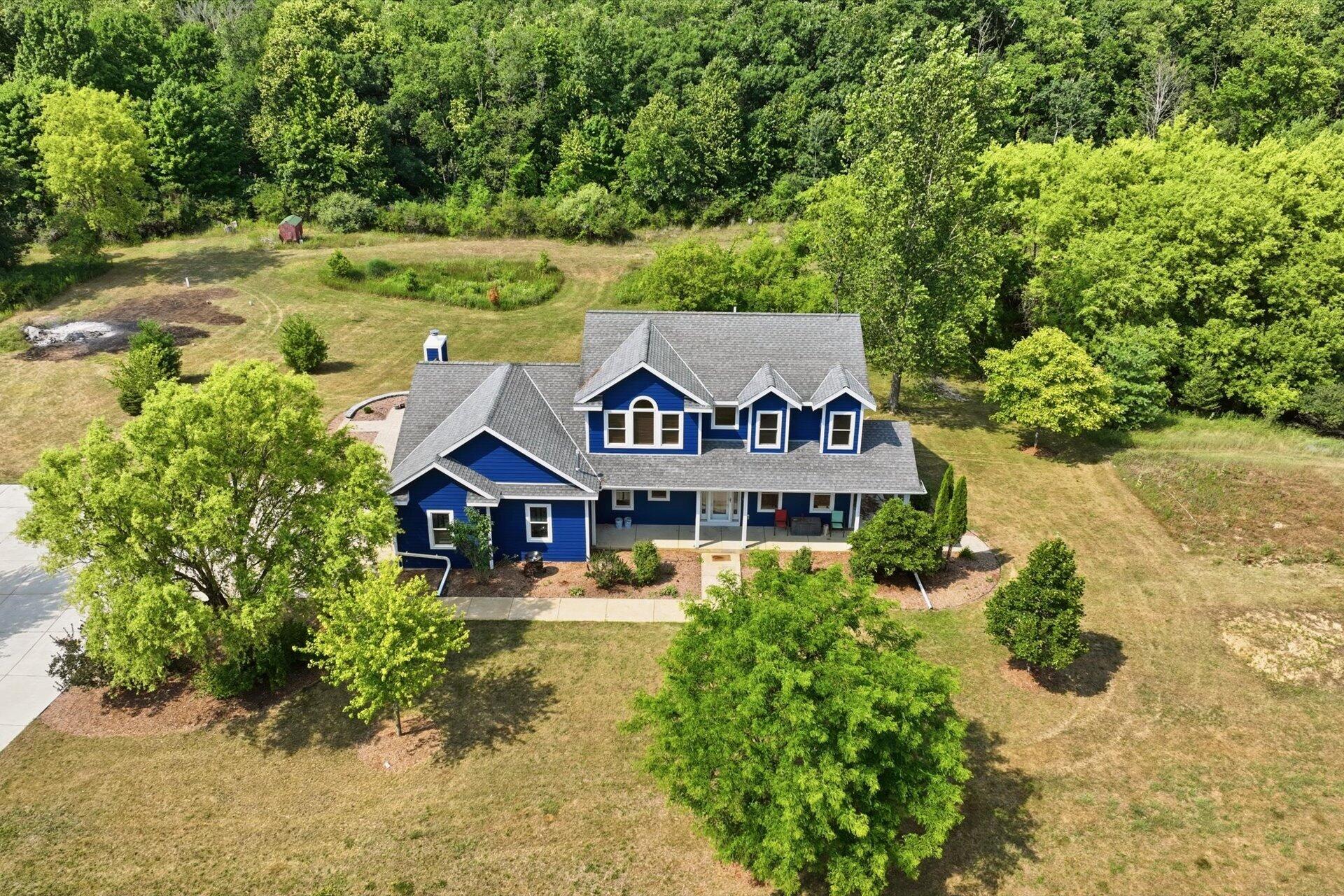 2192 Hall Road Erin, WI 53027 - Photo 37 of 42 37-005_dji_fly_20260721_153534_985_17847