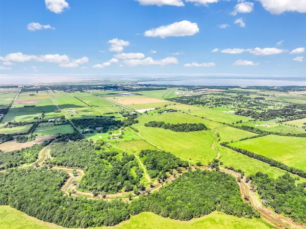 $1,499,900 | 3042 Poskey Road, Anahuac, TX 77514