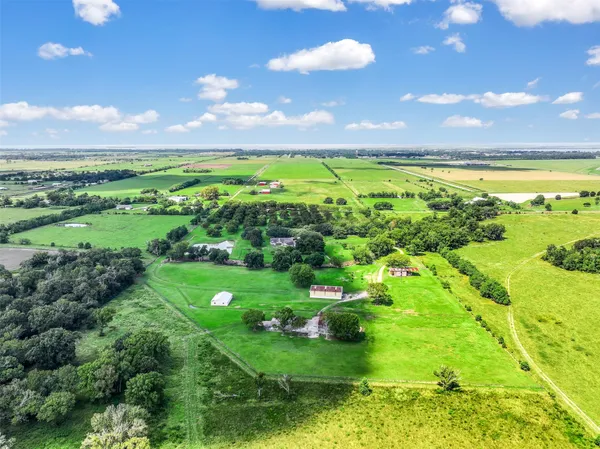 $1,499,900 | 3042 Poskey Road, Anahuac, TX 77514