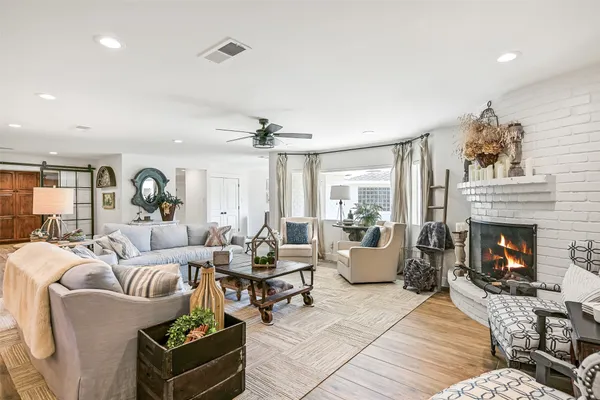 $1,499,900 | 3042 Poskey Road, Anahuac, TX 77514