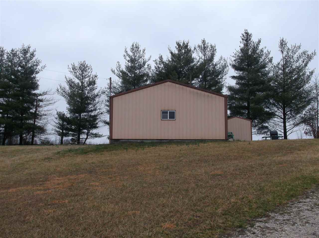 1609 East Furnace Road Bloomfield, IN 47424 - Photo 2 of 3