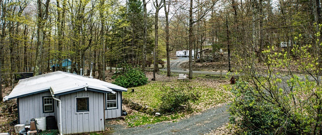 9 Deer Run Path Heath, MA 01346 - Photo 6 of 32