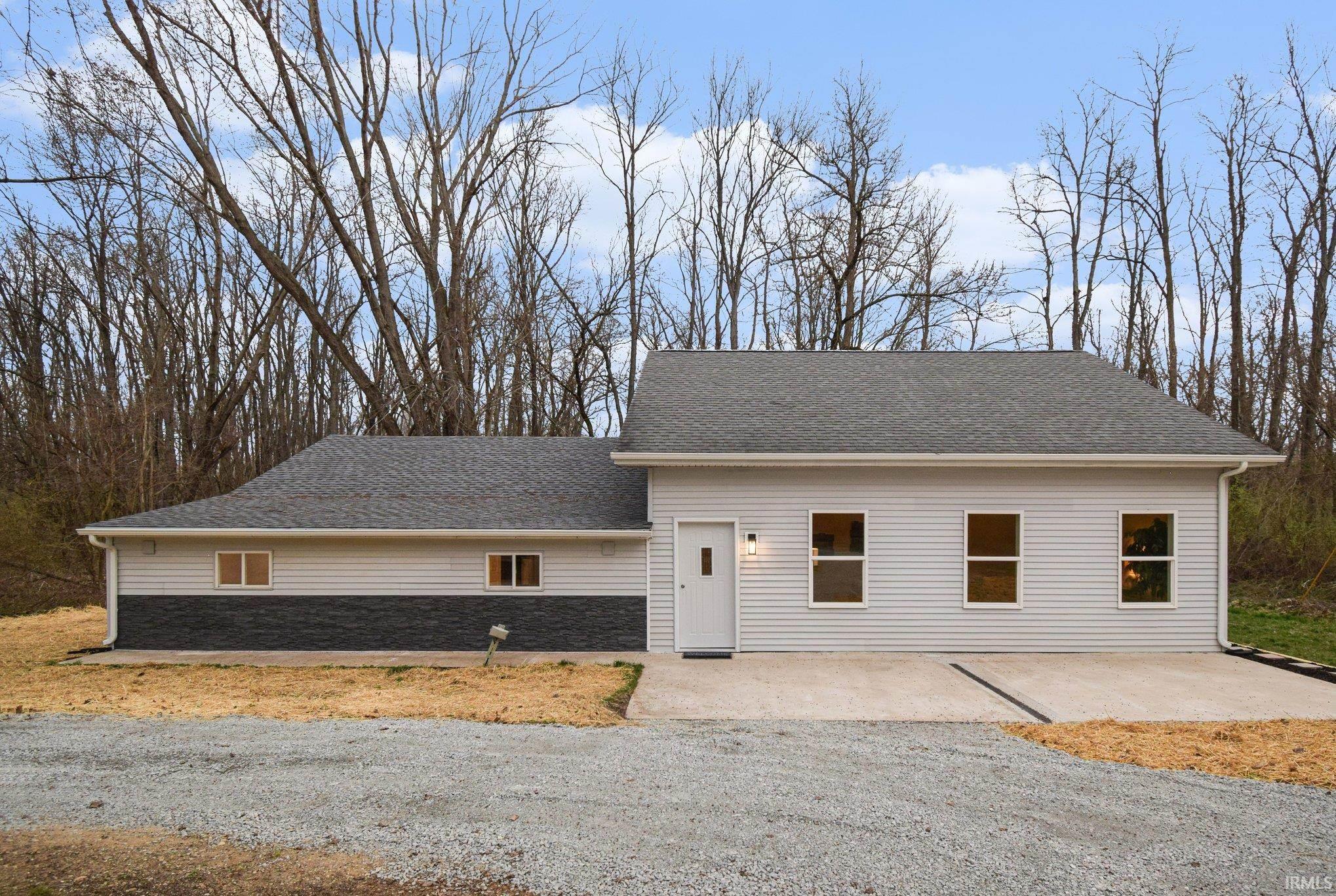 20630 8th Road Plymouth, IN 46563 - Photo 2 of 25