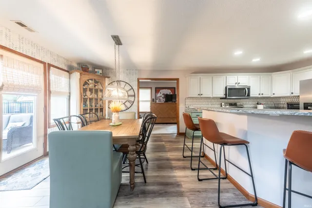 $350,000 | 11305 Nightingale Cove, Roanoke, IN 46783