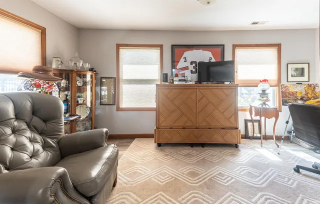 $350,000 | 11305 Nightingale Cove, Roanoke, IN 46783