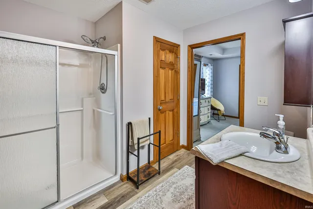 $350,000 | 11305 Nightingale Cove, Roanoke, IN 46783