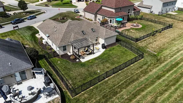 $350,000 | 11305 Nightingale Cove, Roanoke, IN 46783