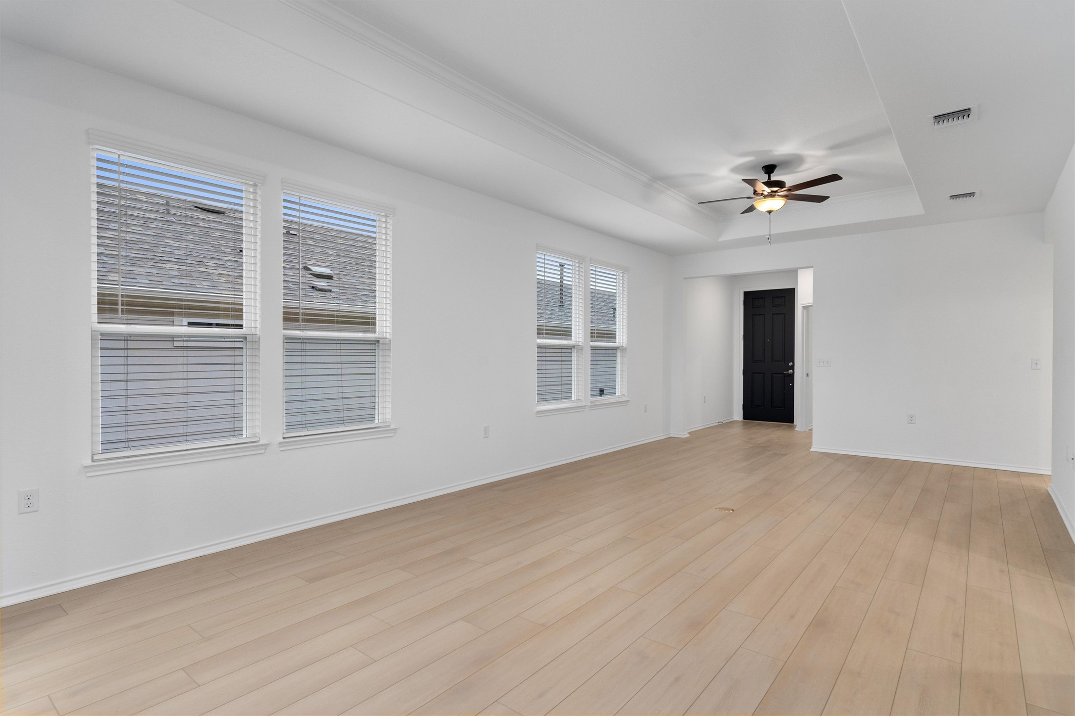 310 Livewater Lane Georgetown, TX 78633 - Photo 12 of 33 a view of an empty room with a window and bathroom