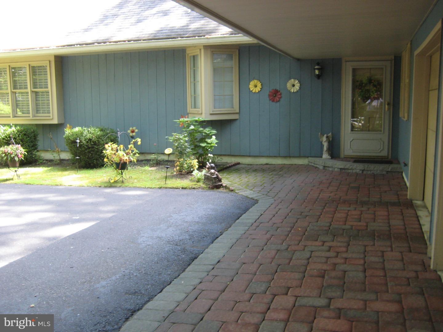 7 Dale Drive Voorhees, NJ 08043 - Photo 3 of 23