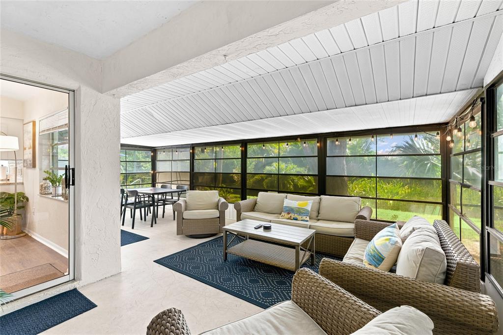 3207 Valencia Road Venice, FL 34293 - Photo 21 of 55 Gallery Image 21