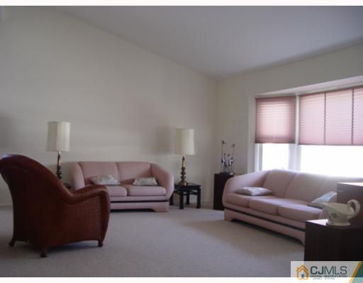 1246 Carlisle Road North Brunswick, NJ 08902 - Photo 3 of 7 Gallery Image 3