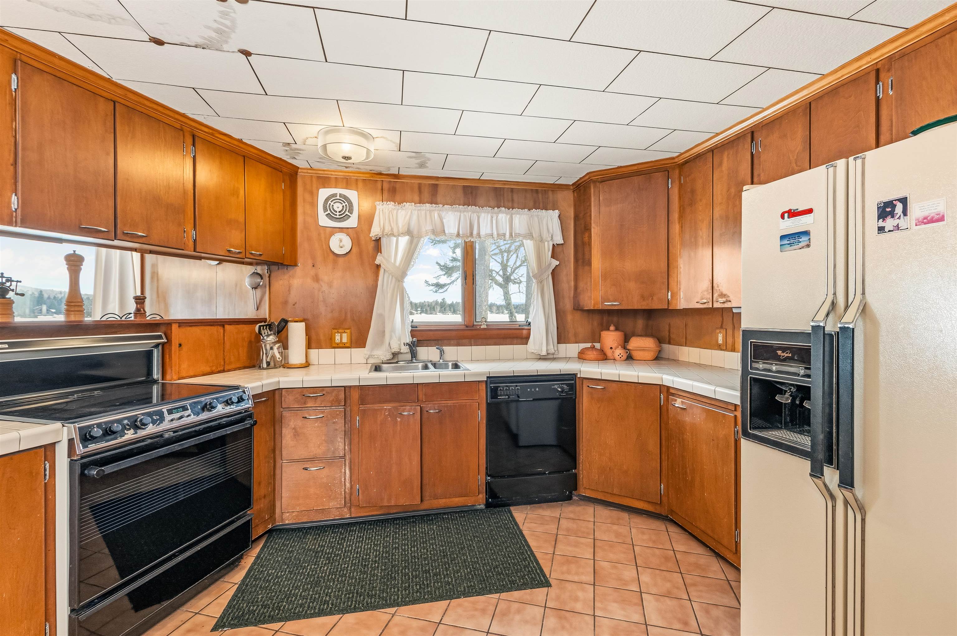 166 Spooner Road Pittsburg, NH 03592 - Photo 15 of 58