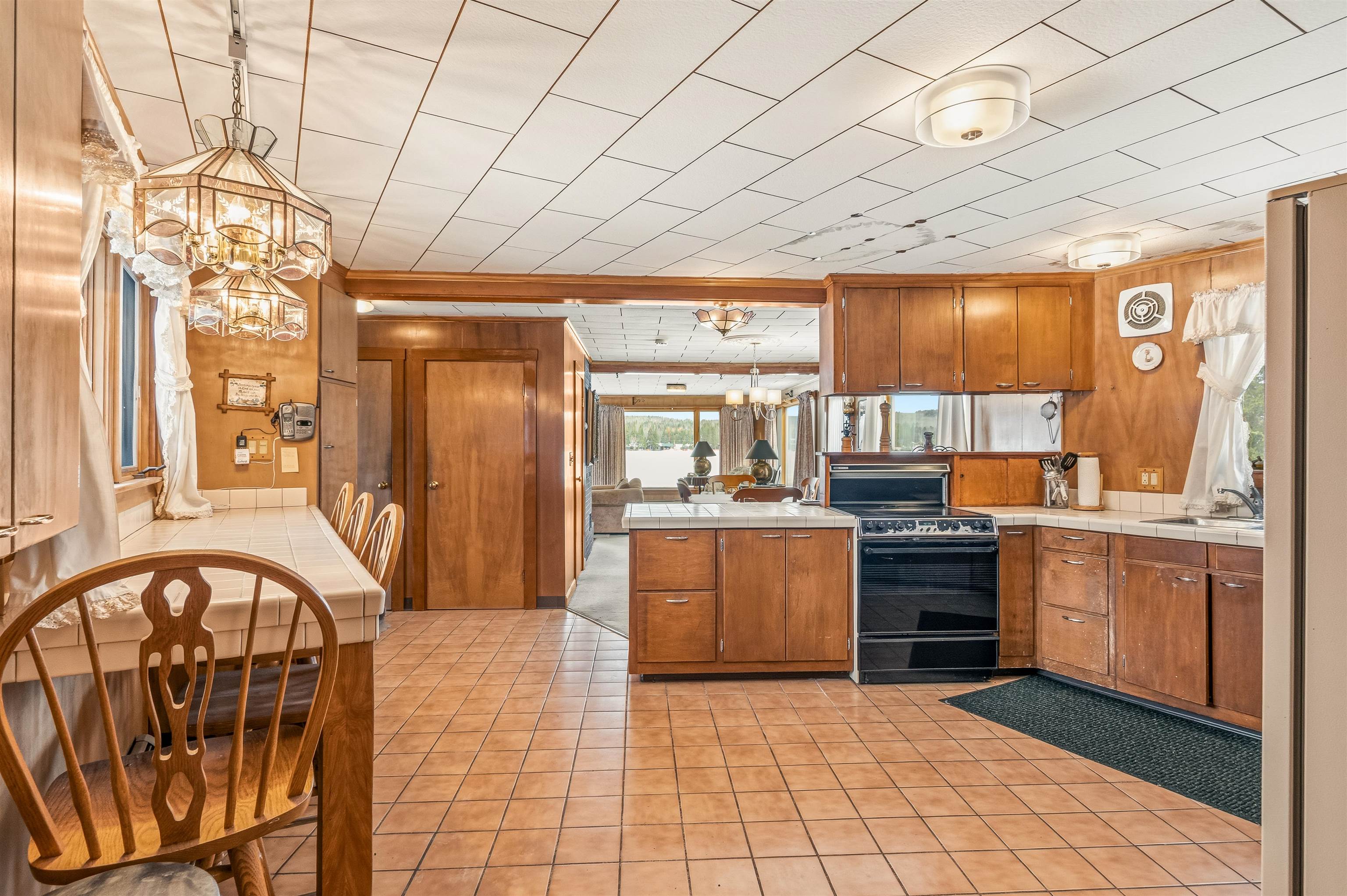 166 Spooner Road Pittsburg, NH 03592 - Photo 18 of 58