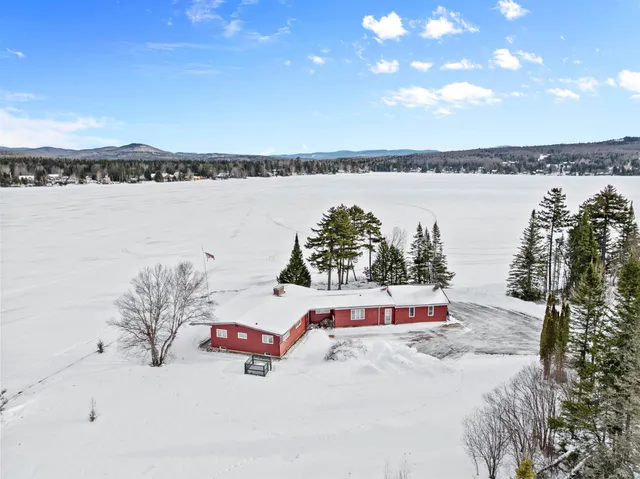$2,000,000 | 166 Spooner Road, Pittsburg, NH 03592