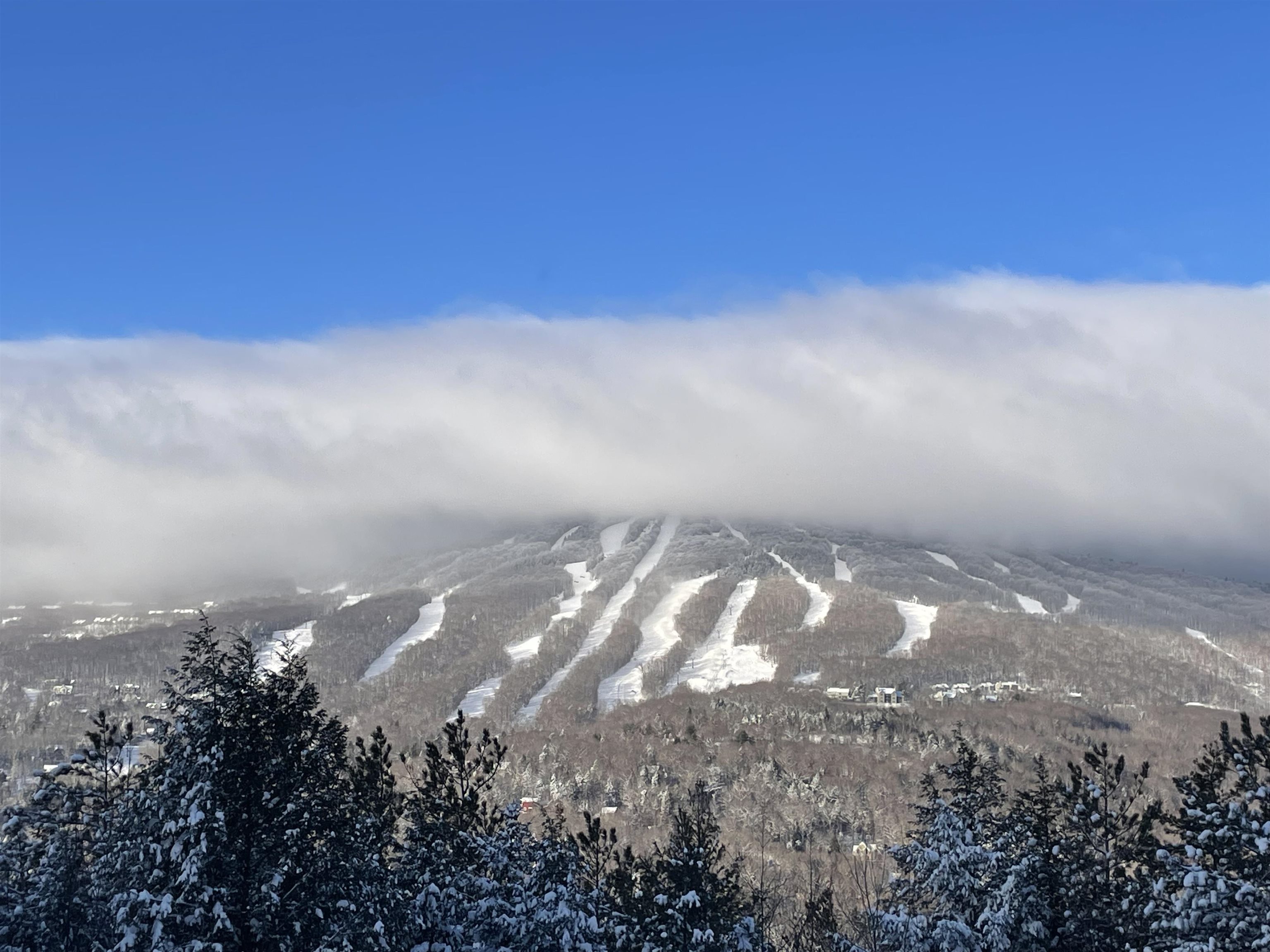 350 Mountain Road, Unit B207 Ludlow, VT 05149 - Photo 20 of 27 Gallery Image 20