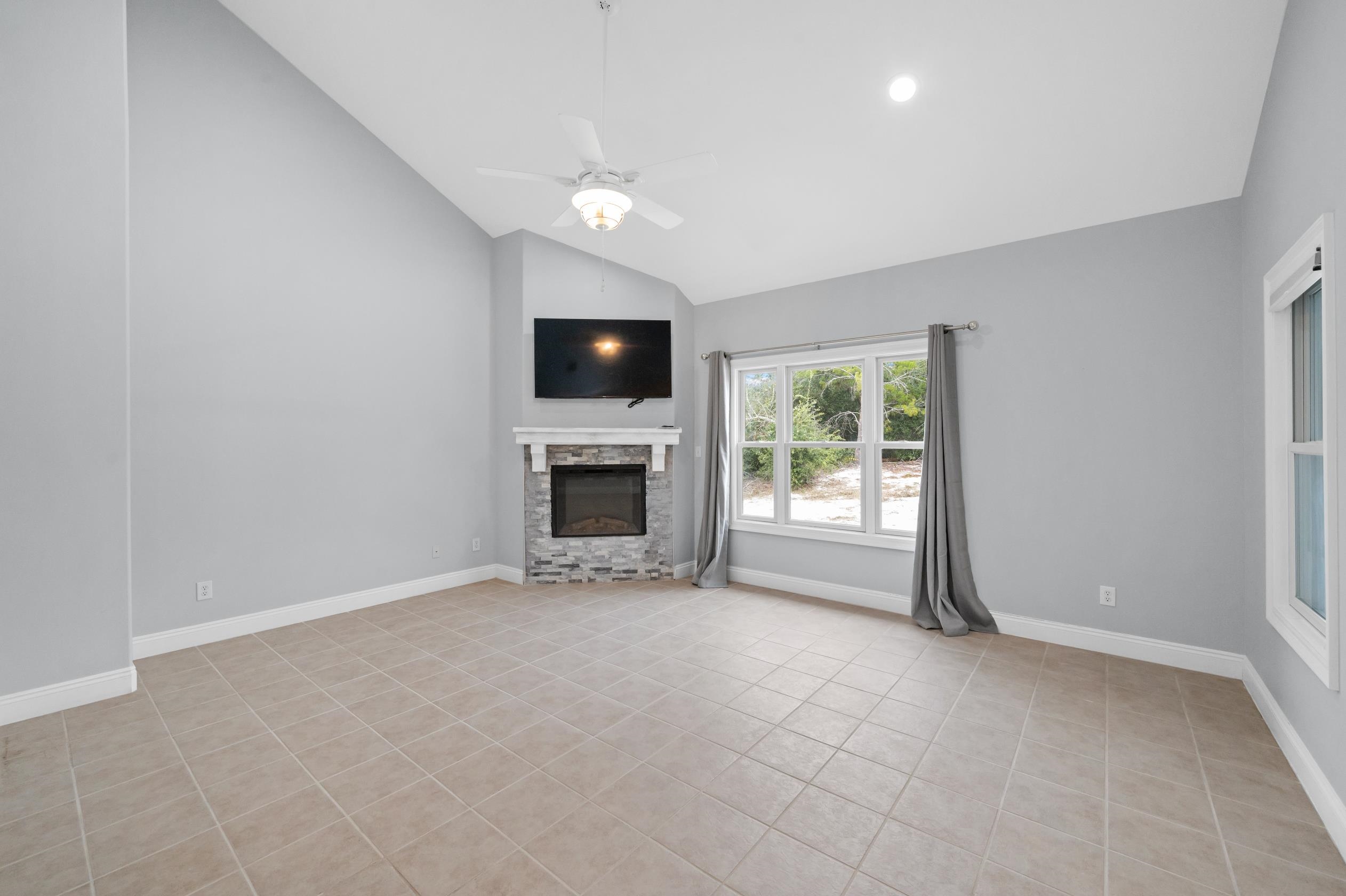 31577 River Road Orange Beach, AL 36561 - Photo 11 of 39 Living Room