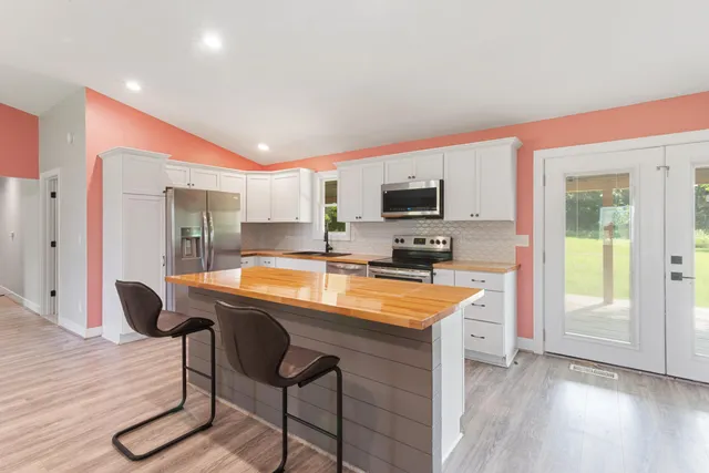 $349,900 | 6750 Walters Road, Clarkston, MI 48346