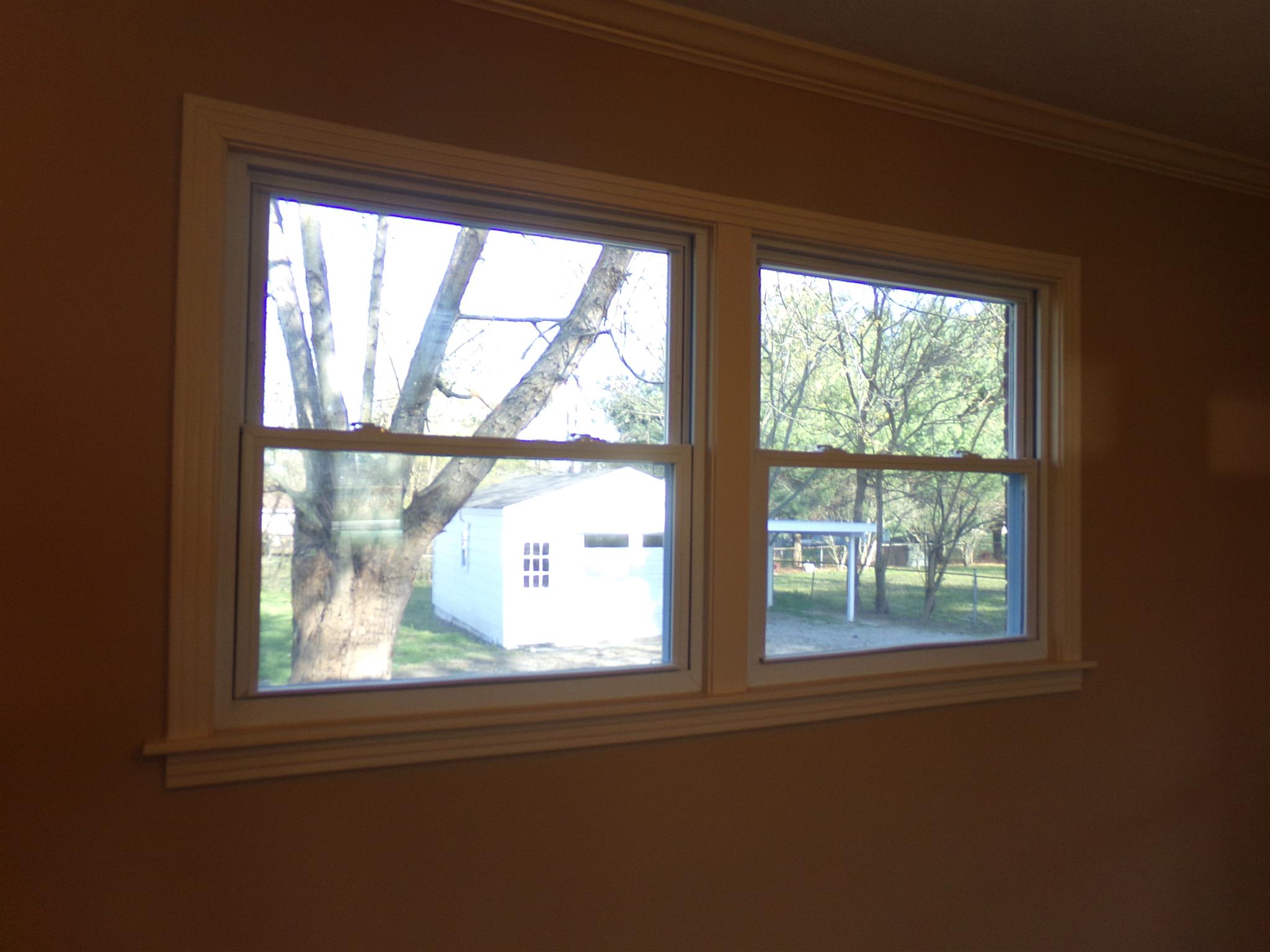213 Airport Road Portland, TN 37148 - Photo 12 of 16 a view of a room that has a window in it
