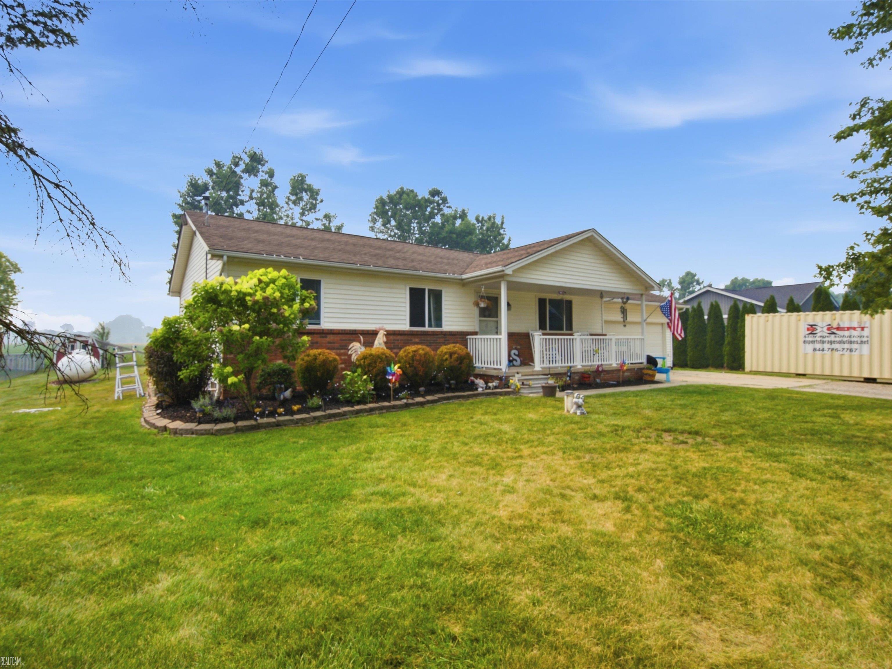 2155 Sperry Road Allenton, MI 48002 - Photo 3 of 27
