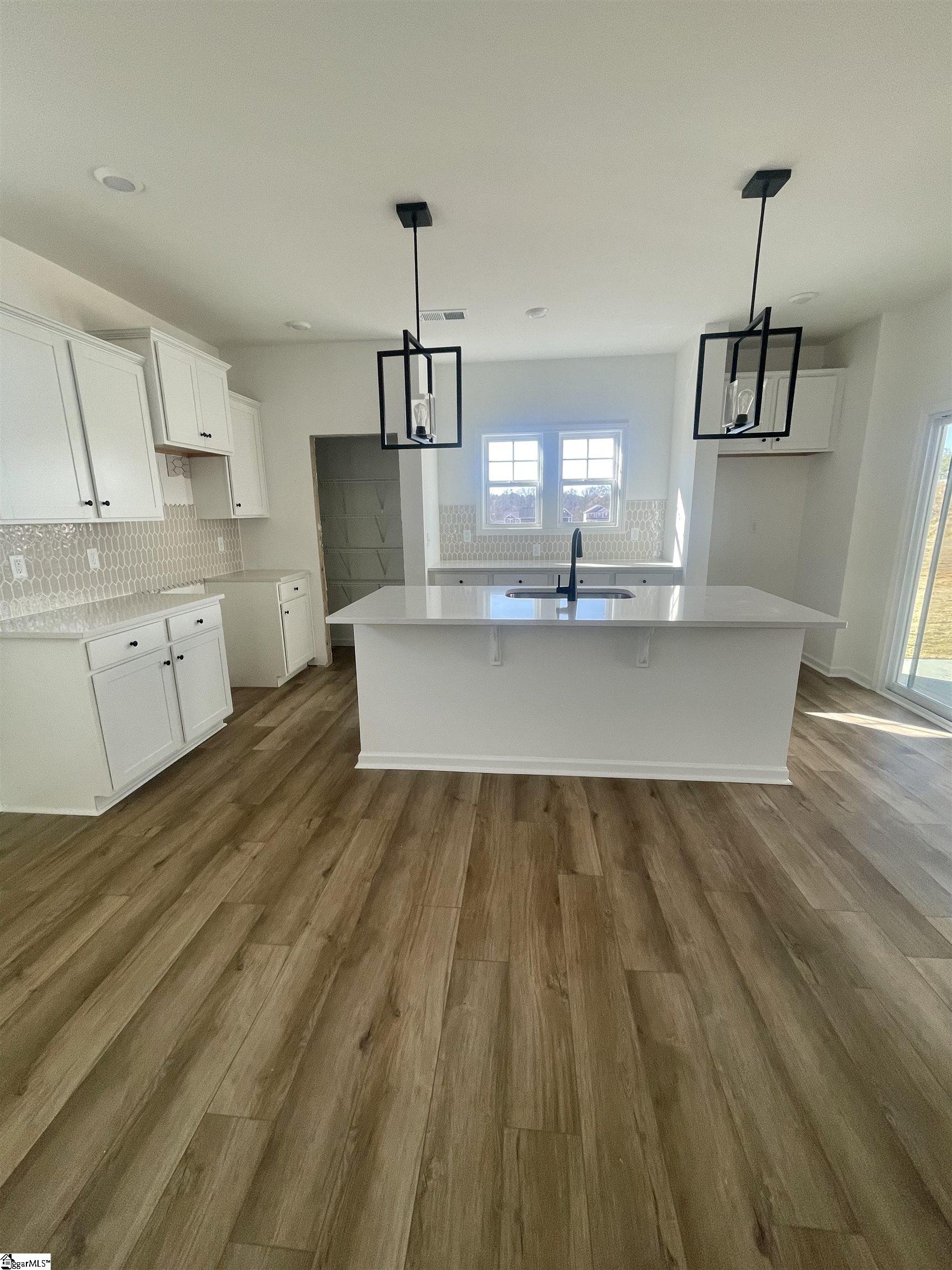 35 Halsey Street Central, SC 29630 - Photo 8 of 38