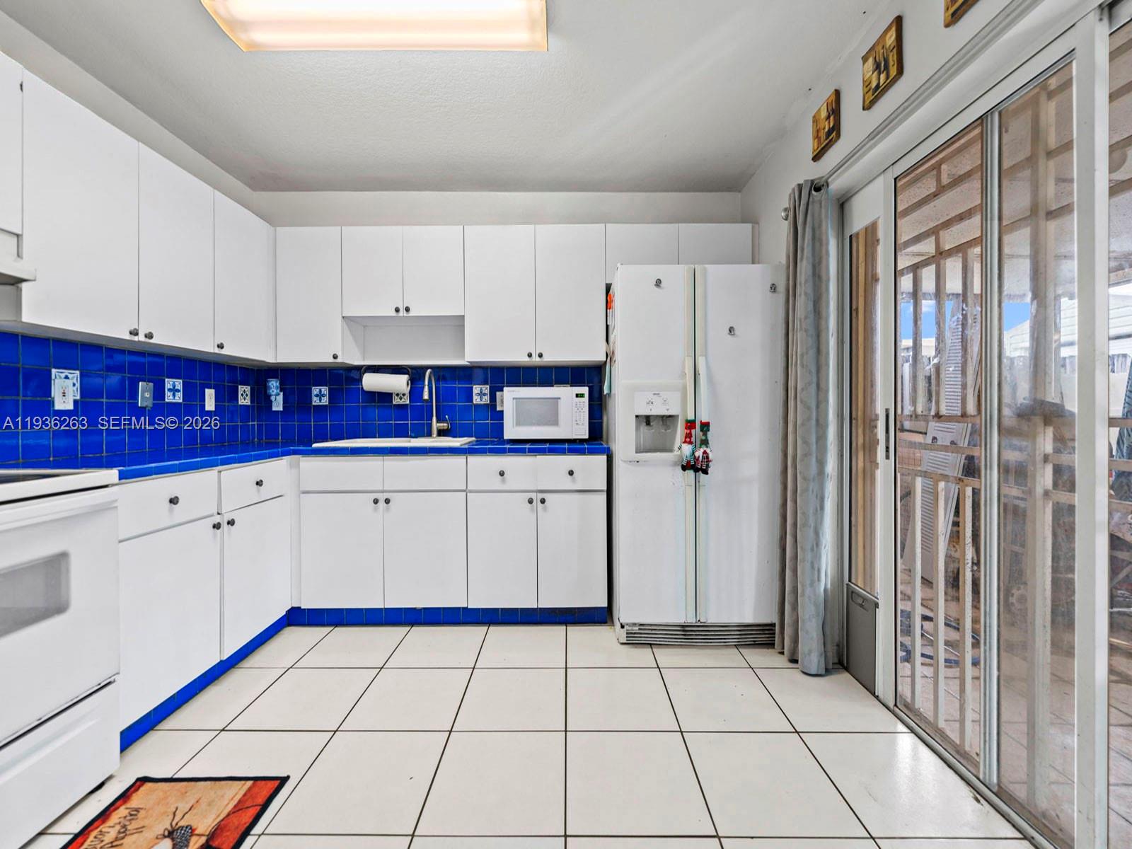 28901 Southwest 150th Place Homestead, FL 33033 - Photo 8 of 29