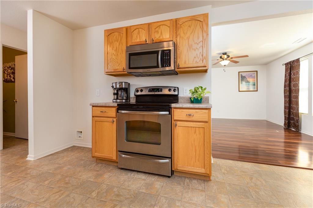 752 Runningbrook Lane Rural Hall, NC 27045 - Photo 12 of 30