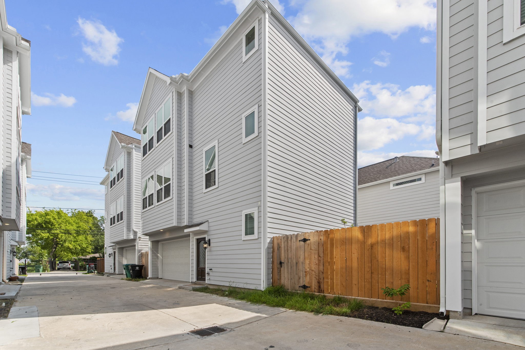 a view of a street with building