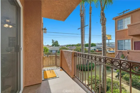 $589,000 | 21854 South Vermont Avenue, Unit 8, Torrance, CA 90502