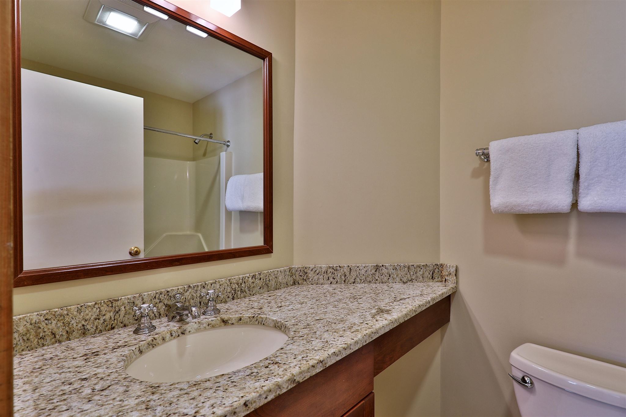 526 East Mountain Road, Unit 48 Killington, VT 05751 - Photo 14 of 33 Gallery Image 14