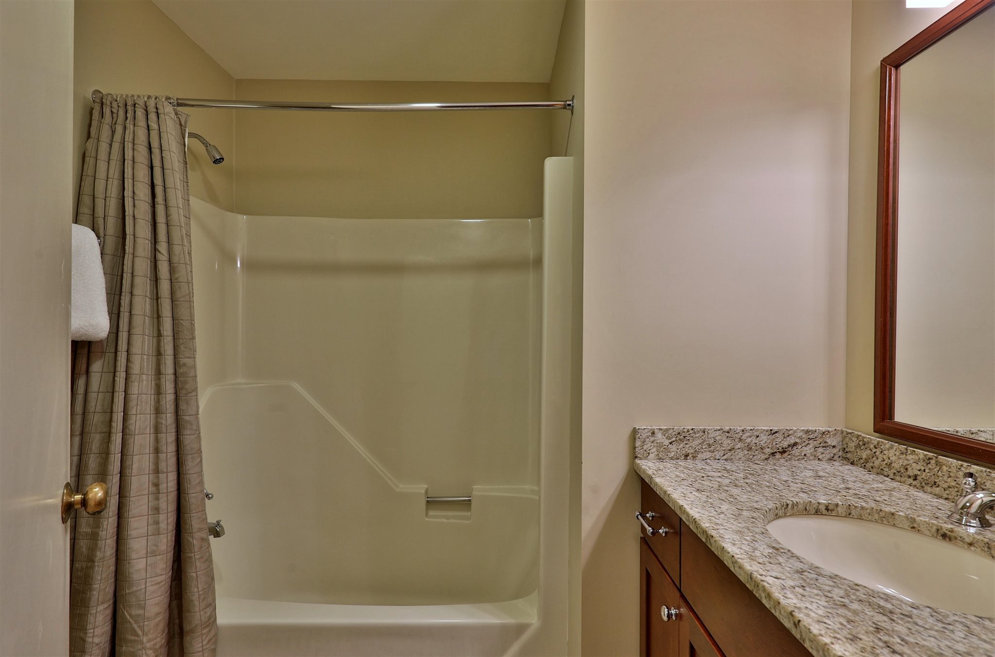 526 East Mountain Road, Unit 48 Killington, VT 05751 - Photo 17 of 33 Gallery Image 17