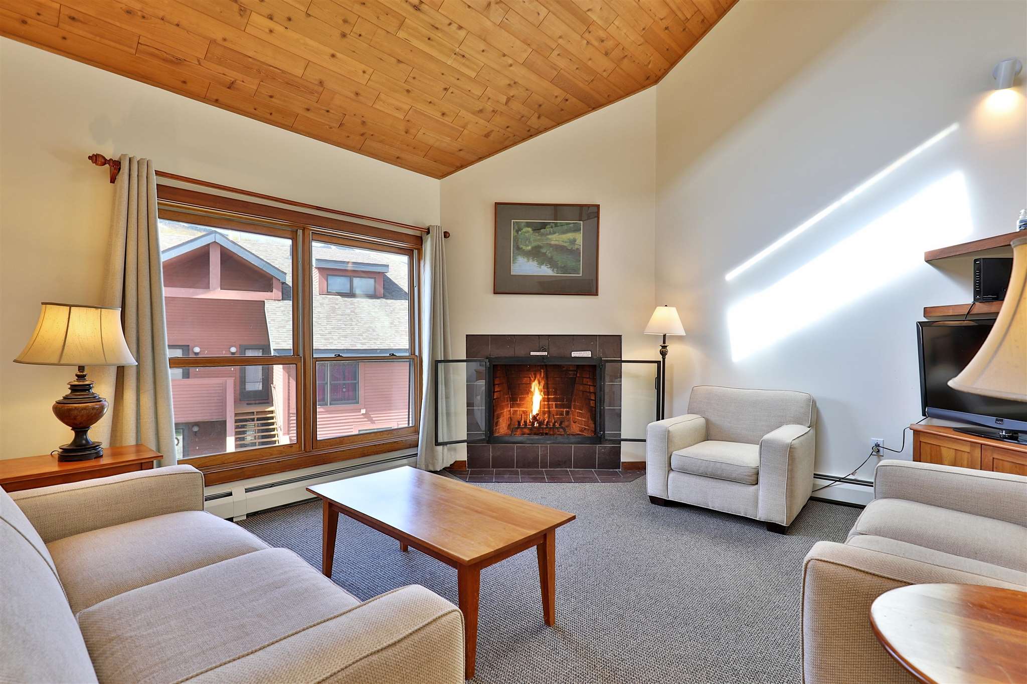 526 East Mountain Road, Unit 48 Killington, VT 05751 - Photo 3 of 33 Gallery Image 3