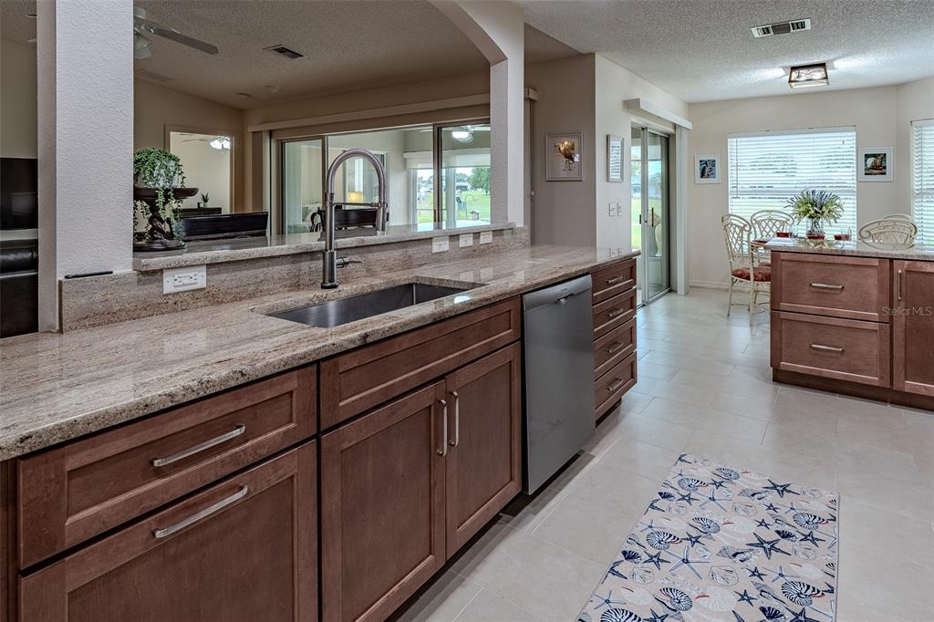 15596 Southwest 13th Circle Ocala, FL 34473 - Photo 12 of 56
