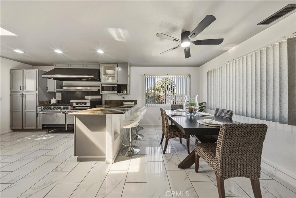 6352 Apache Road Westminster, CA 92683 - Photo 12 of 45