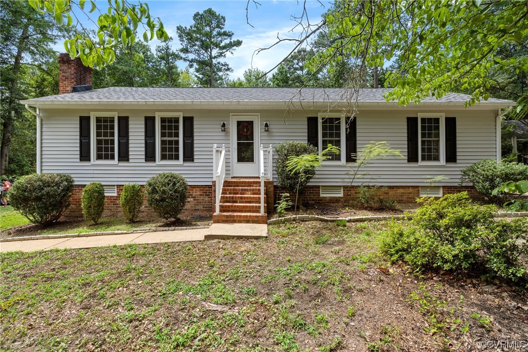 3810 Strawhill Road Richmond, VA 23231 - Photo 1 of 24 Welcome to 3810 Strawhill Road!