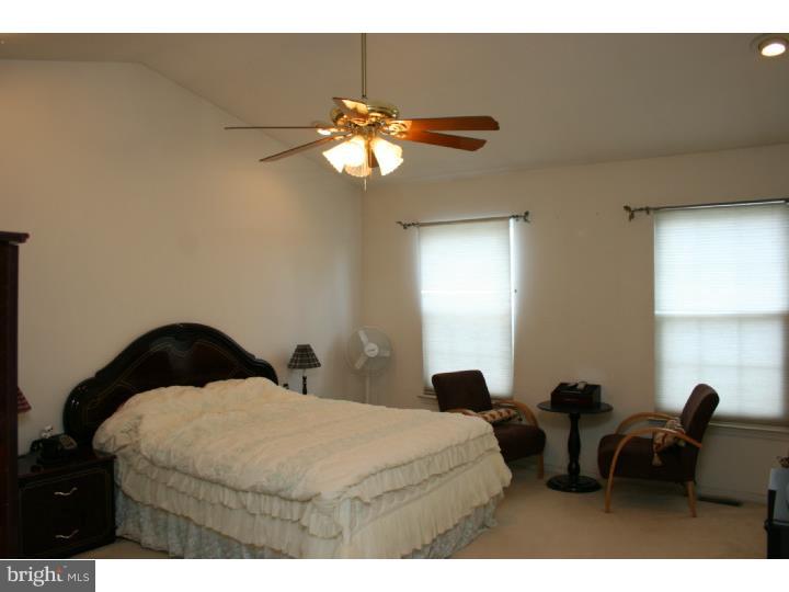 13 Stokes Road Mount Laurel, NJ 08054 - Photo 8 of 16 Gallery Image 8