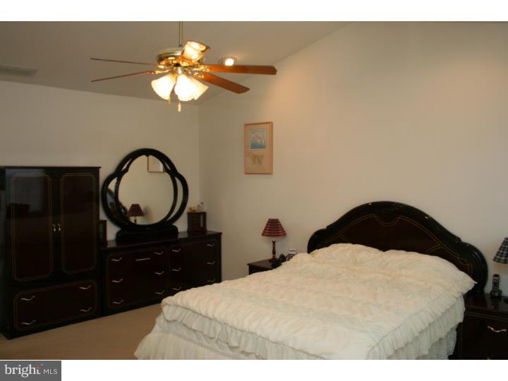13 Stokes Road Mount Laurel, NJ 08054 - Photo 9 of 16 Gallery Image 9