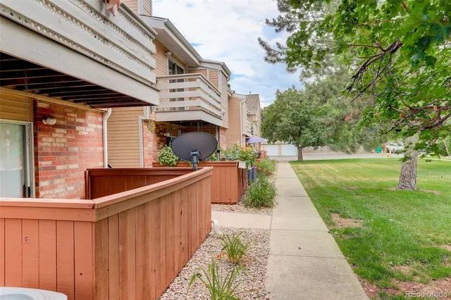 $324,900 | 3322 South Ammons Street, Unit 101, Lakewood, CO 80227
