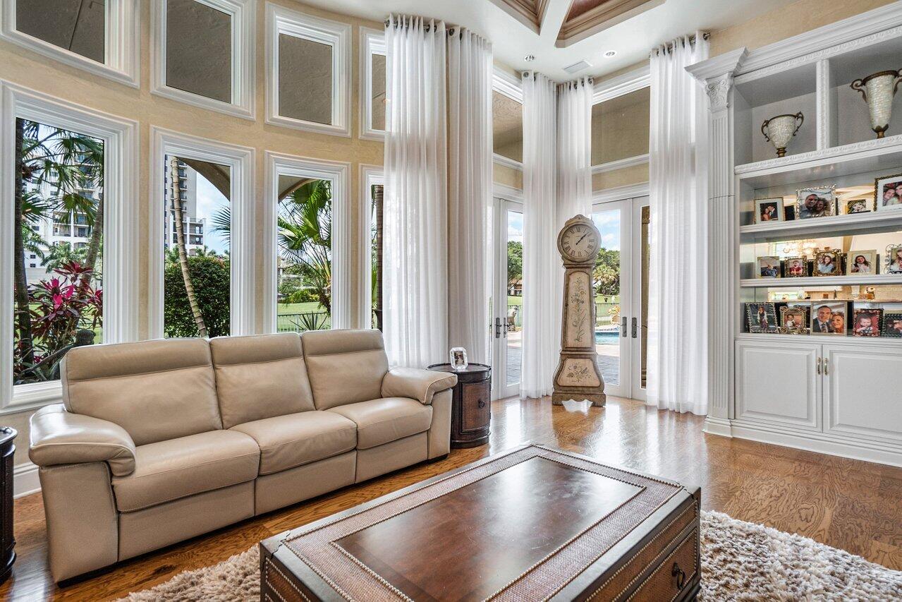 313 Mizner Lake Estates Drive Boca Raton, FL 33432 - Photo 13 of 52 012-313SE9thLane-BocaRaton-FL-SMALL