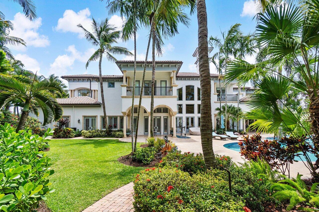 313 Mizner Lake Estates Drive Boca Raton, FL 33432 - Photo 2 of 52 039-313SE9thLane-BocaRaton-FL-SMALL