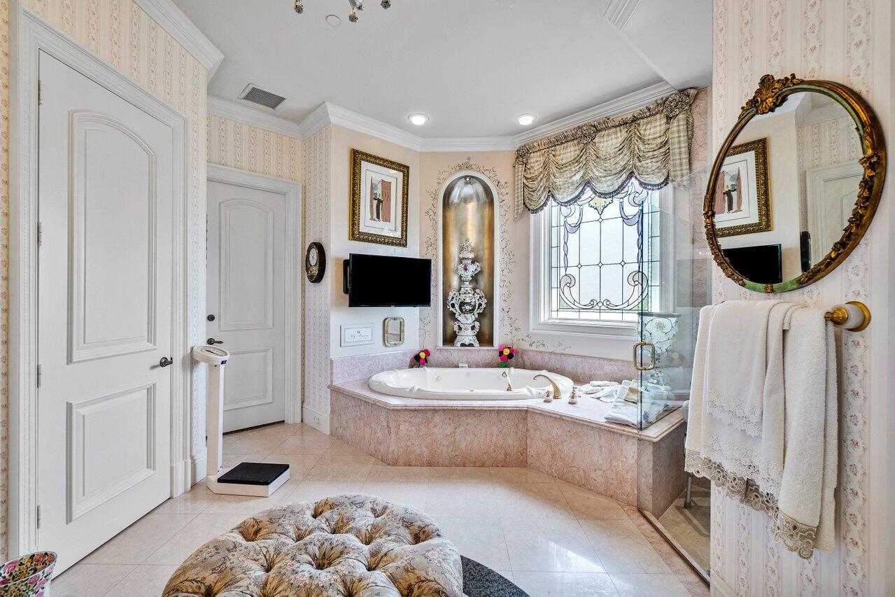 313 Mizner Lake Estates Drive Boca Raton, FL 33432 - Photo 22 of 52 026-313SE9thLane-BocaRaton-FL-SMALL