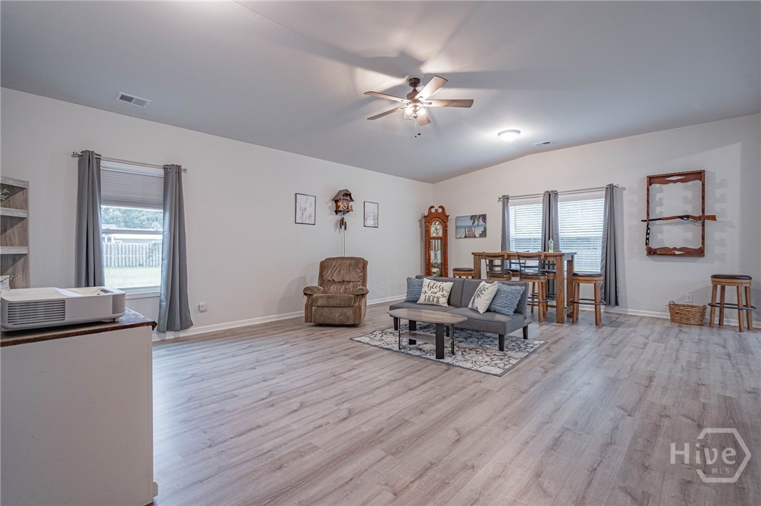 223 Caroline Way Guyton, GA 31312 - Photo 5 of 34