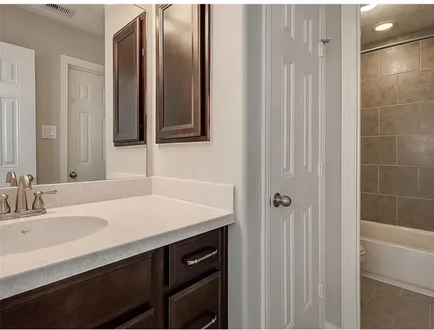 $4,000 | 4522 Millstone Canyon Lane, Sugar Land, TX 77479